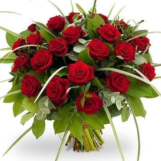 25 red roses with greenery | Flower Delivery Dubna